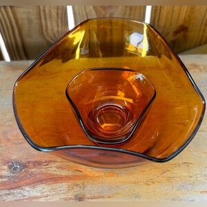 Anchor Hocking Amber Folded Glass Chip & Dip Bowl Set